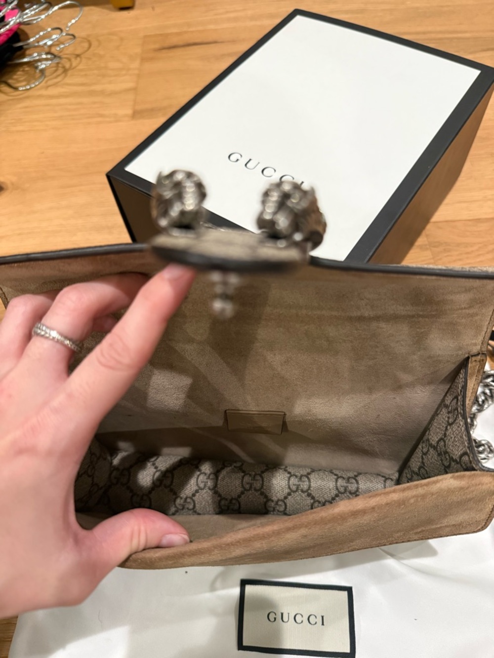 Gucci GG Supreme Dionysus Small Bag - Picture 4 of 10